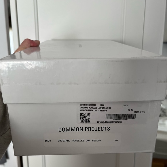 NWOT Common Projects shoes - Picture 6 of 9